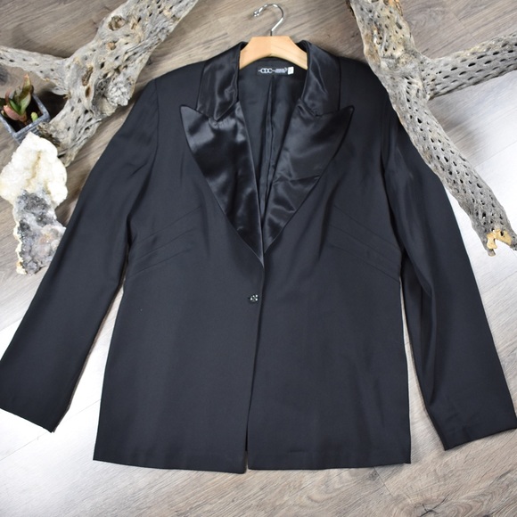 CDC signature collection beaded blazer - Picture 1 of 8